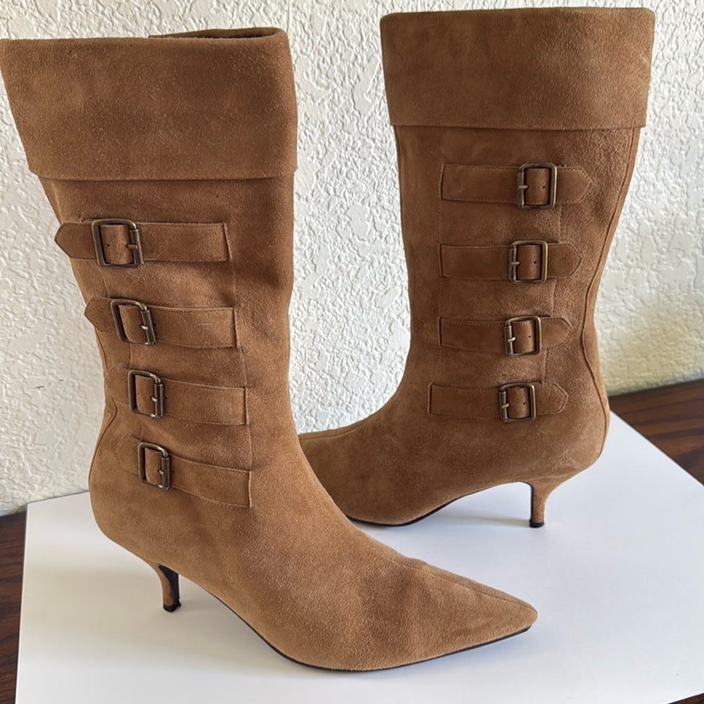 Amanda Smith Tan Suede Heel Boots, Size 7 1/2 Shoes with Zipper and buckles